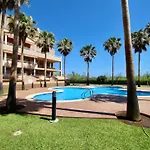 Ático espectacular con piscina privada en primera línea de playa * Dénia