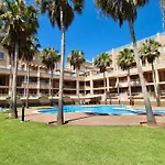 Ático espectacular con piscina privada en primera línea de playa *